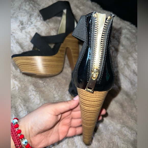 Bakers heels - Picture 2 of 3